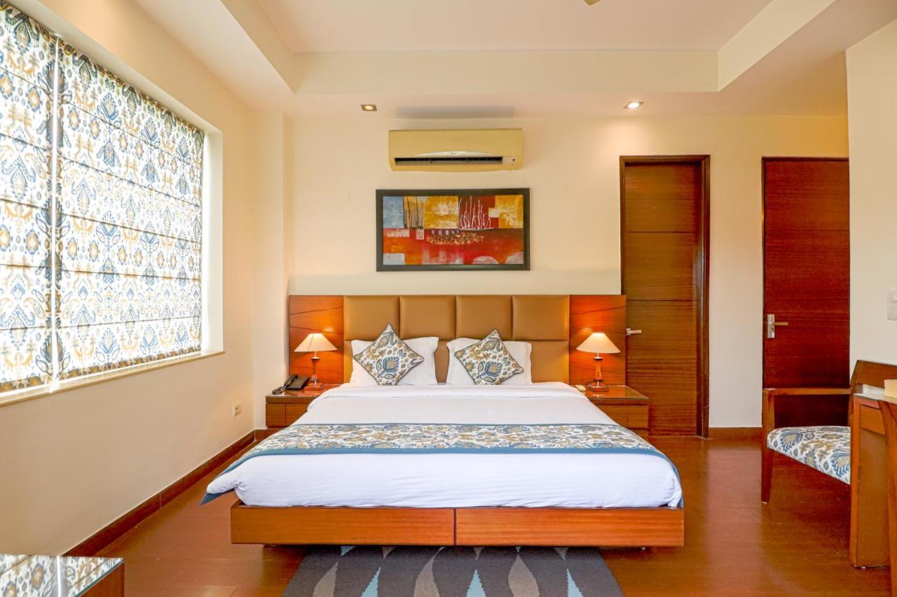 Ahuja Residency Noida Apartment Exterior photo